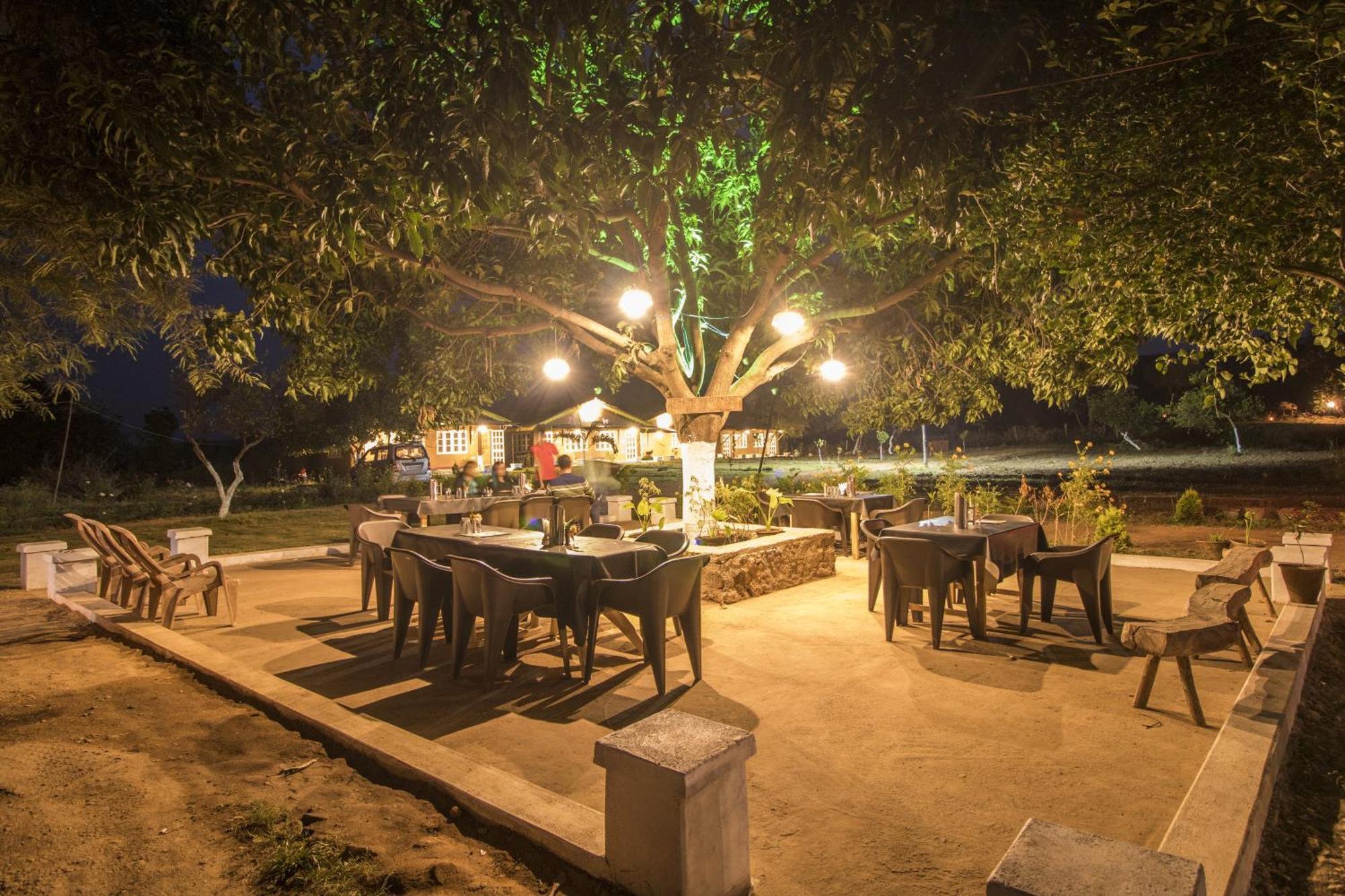 Wow Stayz2 Pachmarhi Foothill Cottages Exteriér fotografie
