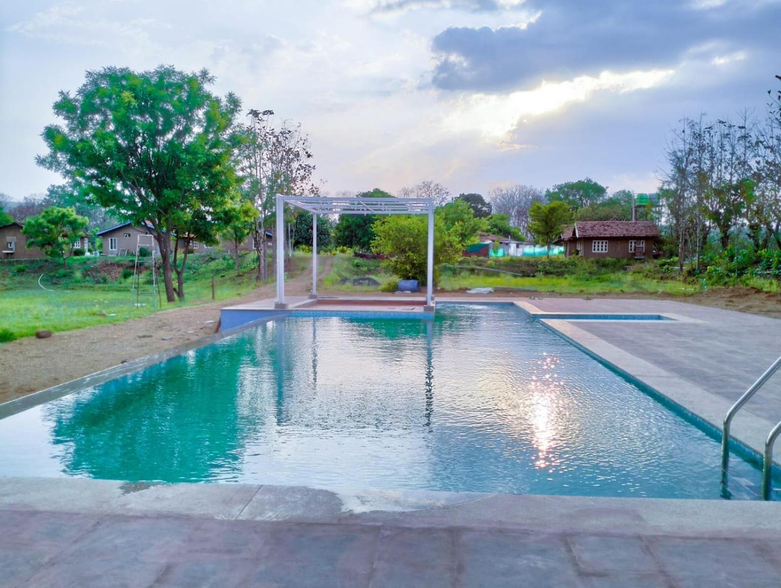 Wow Stayz2 Pachmarhi Foothill Cottages Exteriér fotografie
