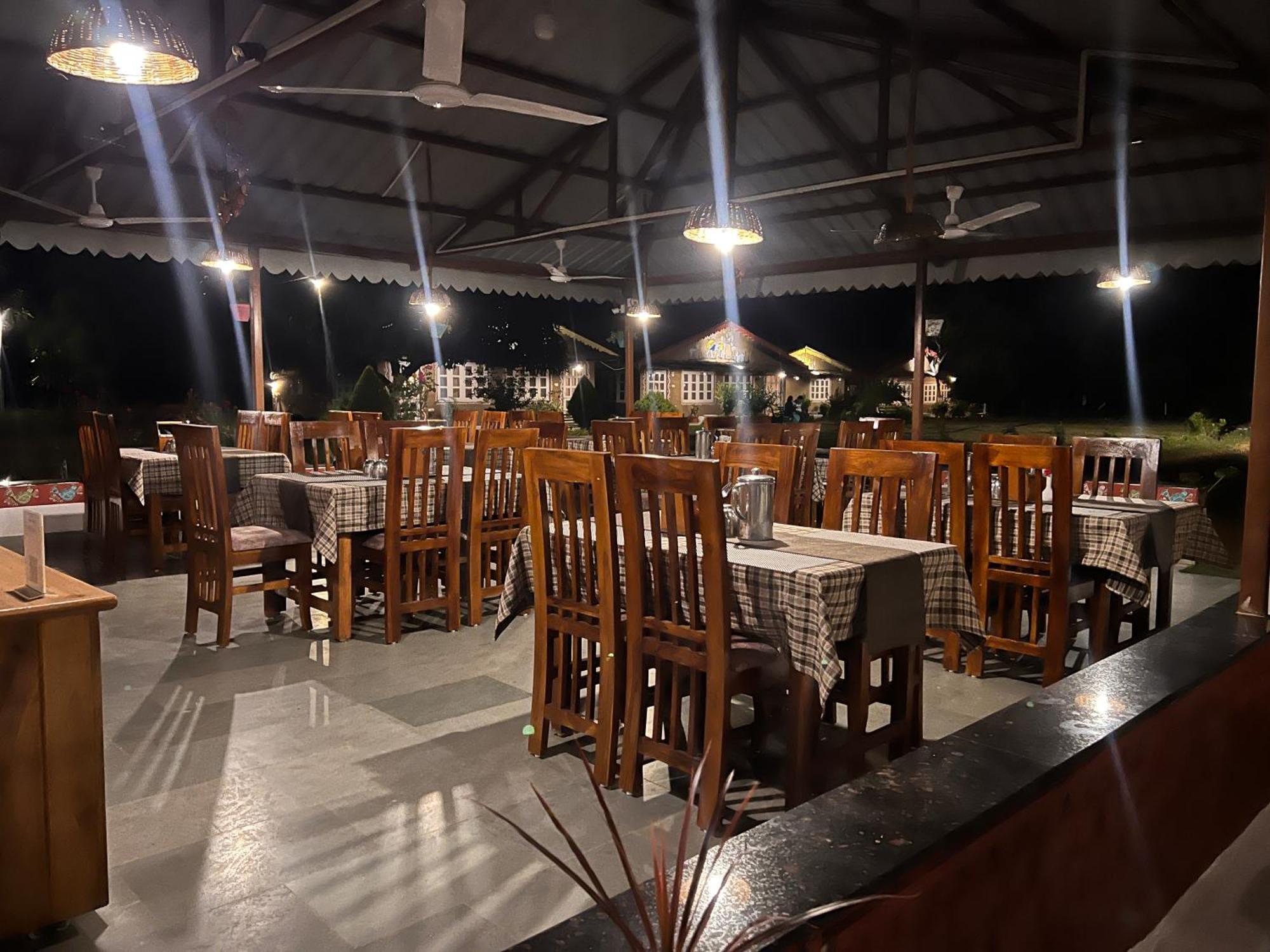 Wow Stayz2 Pachmarhi Foothill Cottages Exteriér fotografie