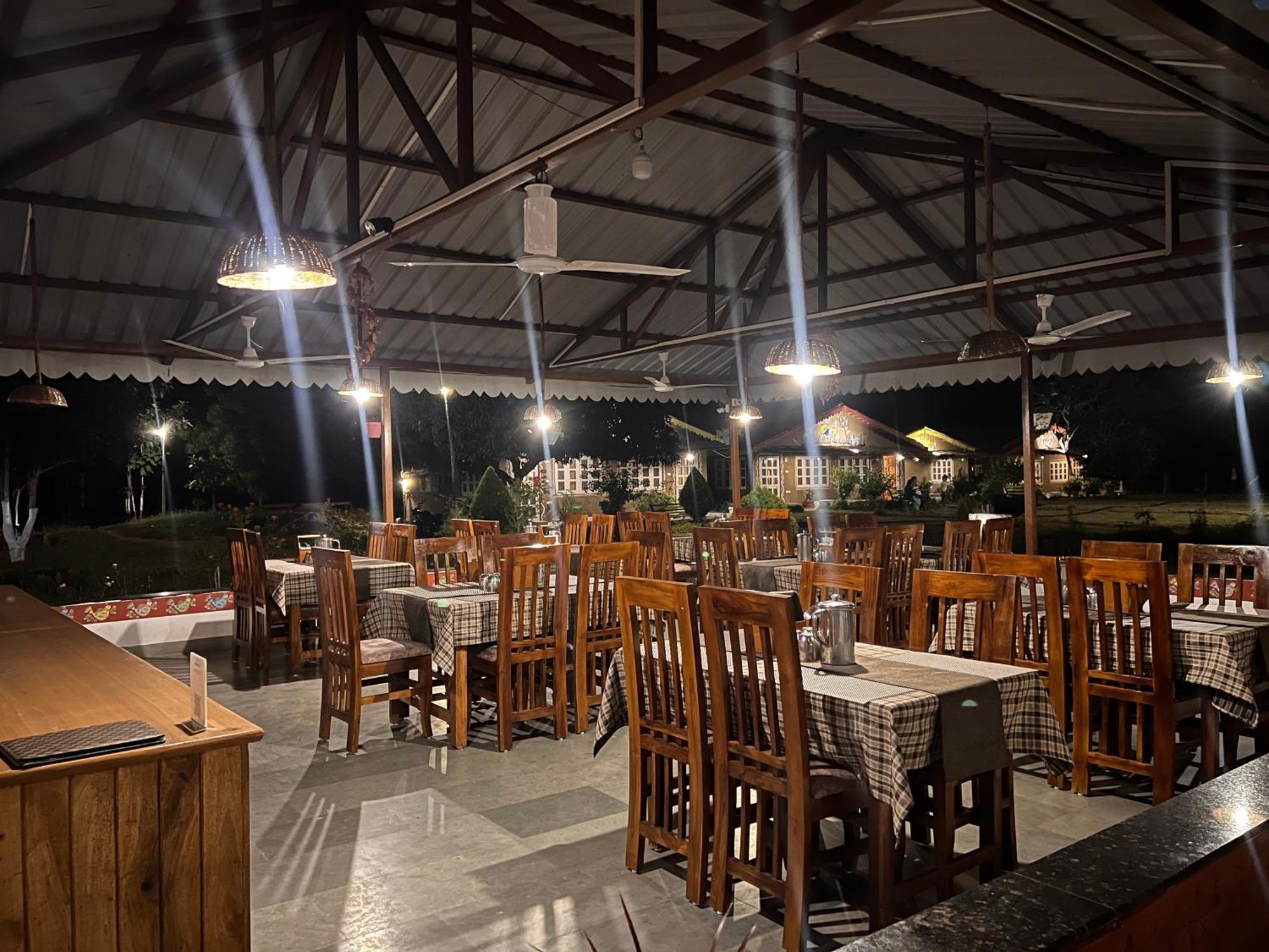 Wow Stayz2 Pachmarhi Foothill Cottages Exteriér fotografie